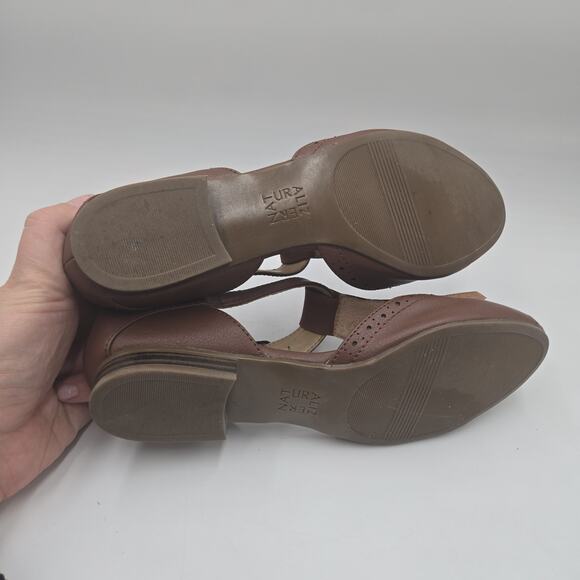 Naturalizer Women's Size 6 M Brown Leather Sandals Closed Toe Ankle Strap Kiltie - Picture 5 of 6